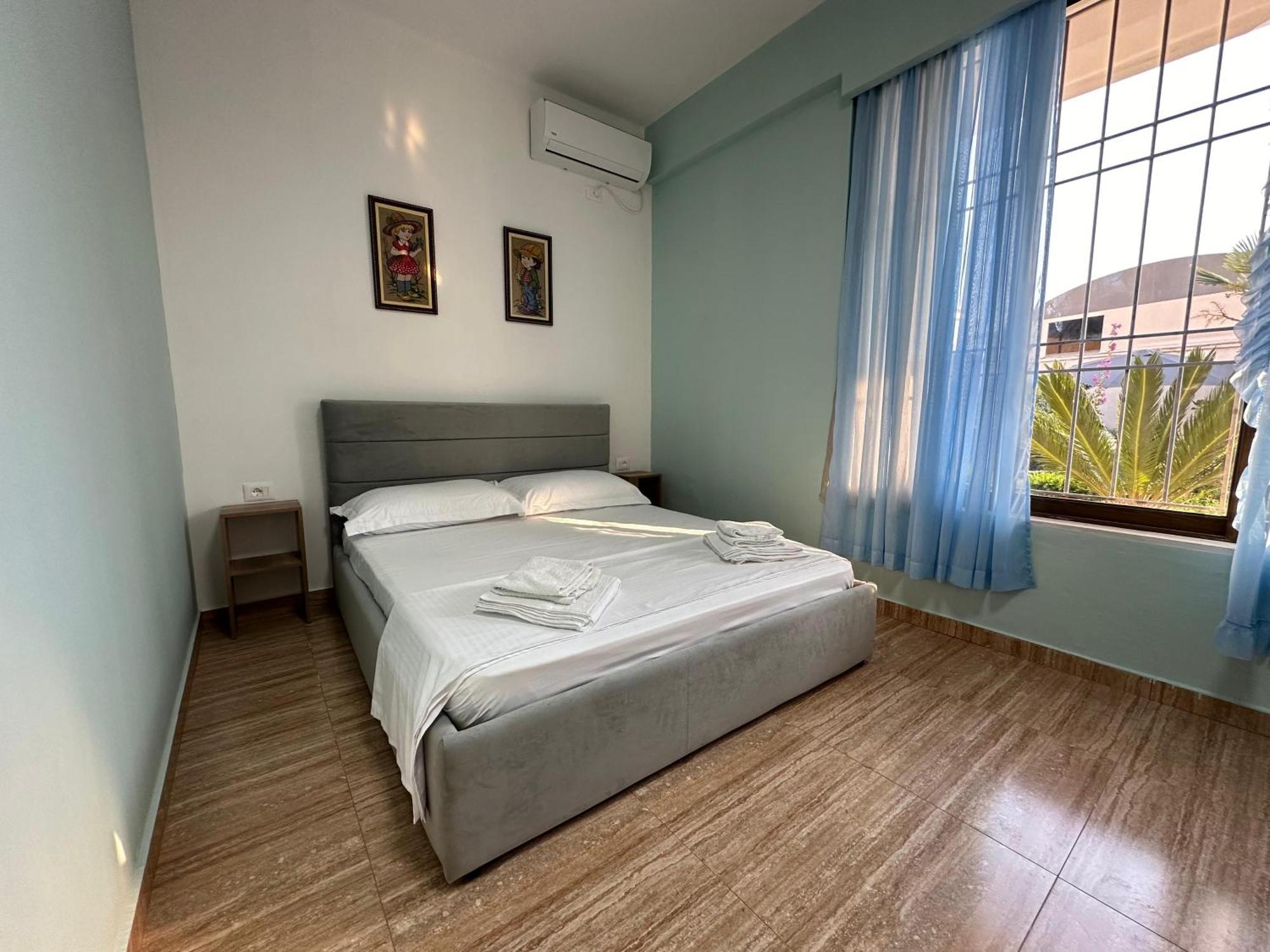 Las Palmas Guesthouse ชโคเดอร์ ภายนอก รูปภาพ
